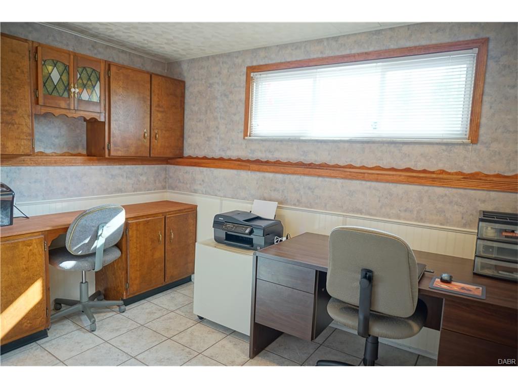 1399 Ambridge Rd, Dayton, OH 45459 photo 27