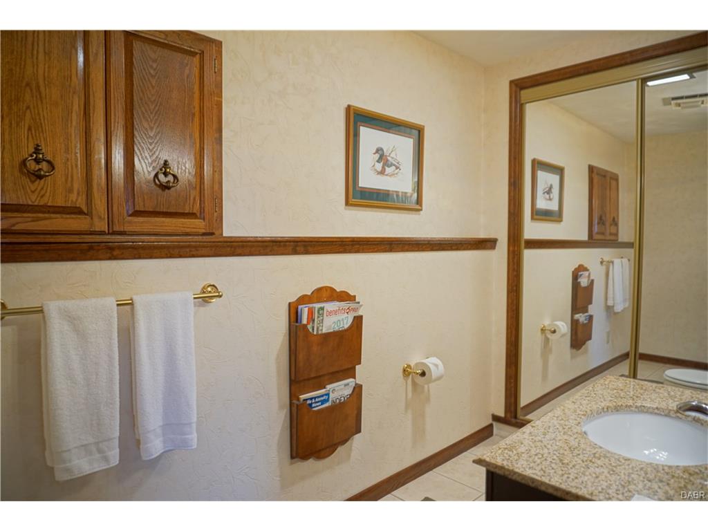 1399 Ambridge Rd, Dayton, OH 45459 photo 34