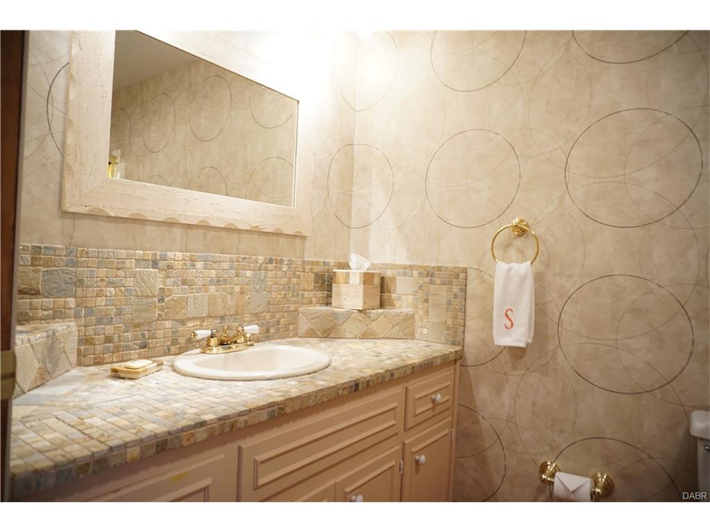 1399 Ambridge Rd, Dayton, OH 45459 photo 37