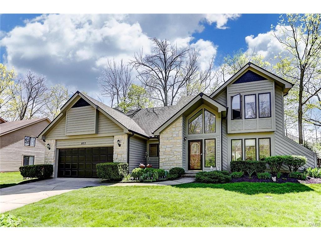 877 Wind Forest Dr, Springboro, OH 45066 photo 2