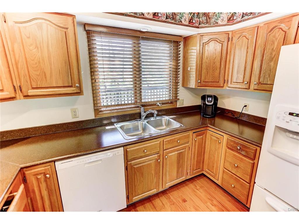 877 Wind Forest Dr, Springboro, OH 45066 photo 9