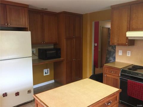 143 Freyn Dr, Dayton, OH 45458 photo 3