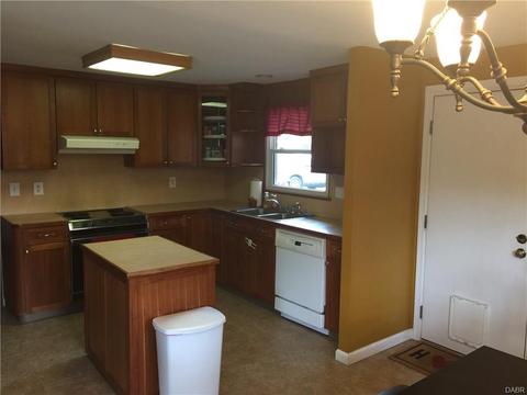 143 Freyn Dr, Dayton, OH 45458 photo 4