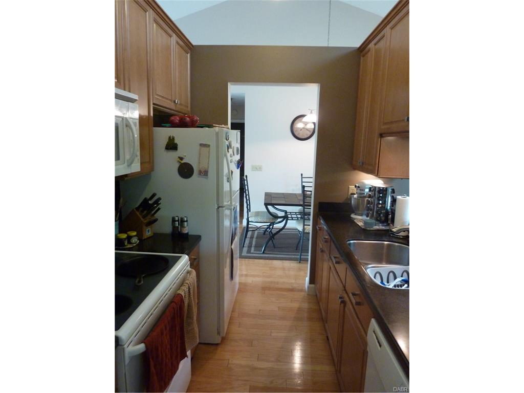 7217 Mountain Trl, Dayton, OH 45459 photo 9