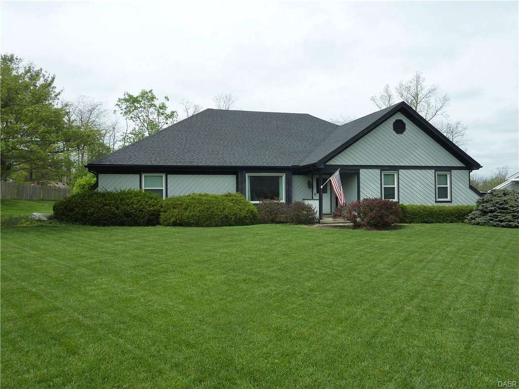 7217 Mountain Trl, Dayton, OH 45459 photo 1