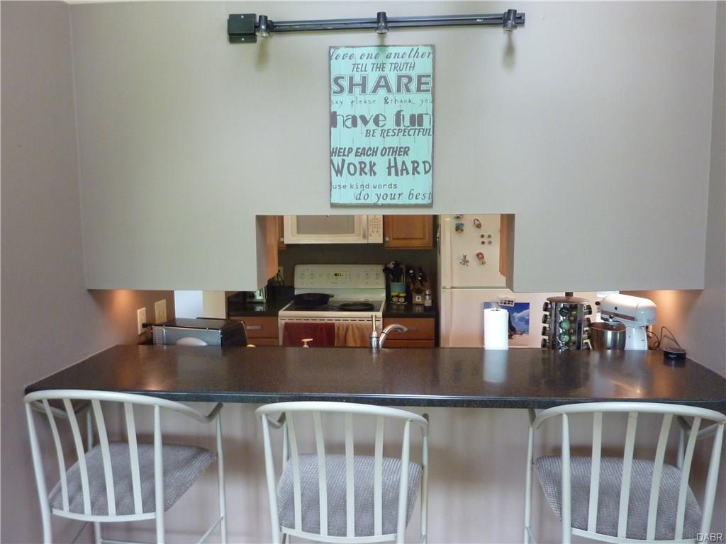 7217 Mountain Trl, Dayton, OH 45459 photo 11