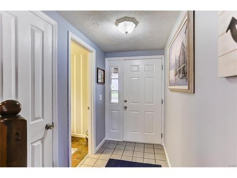 813 Cobblestone Dr, Troy, OH 45373 photo 4