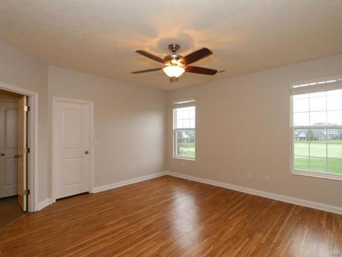 641 Mackenzie Ct, Dayton, OH 45458 photo 12