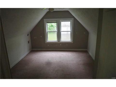2209 Rustic Rd, Dayton, OH 45405 photo 9
