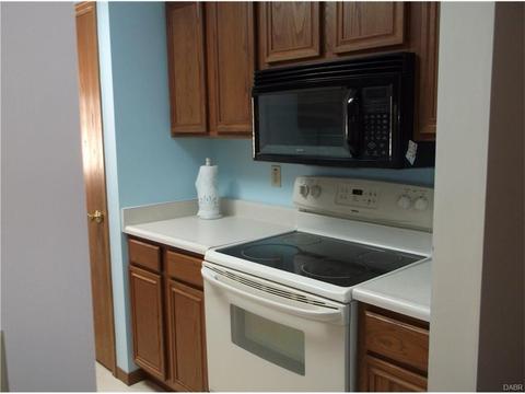 4242 Midfield St, Springfield, OH 45503 photo 3