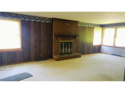 131 E Bryant Ave, Franklin, OH 45005 photo 3