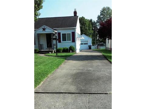 1020 Croyden Dr, Dayton, OH 45420 photo 1