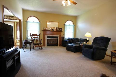 3854 Malaga Cir, Springfield, OH 45502 photo 14