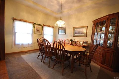 3854 Malaga Cir, Springfield, OH 45502 photo 12