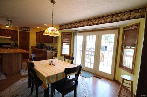 3854 Malaga Cir, Springfield, OH 45502 photo 10