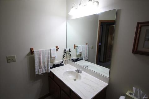 3854 Malaga Cir, Springfield, OH 45502 photo 21