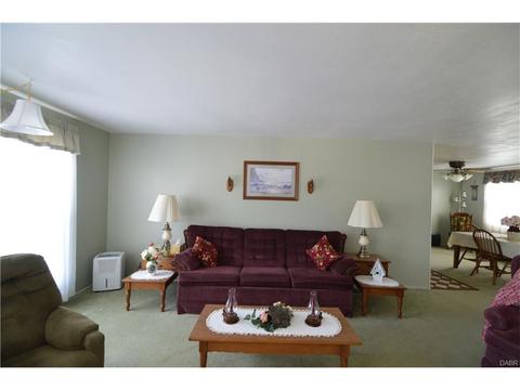 6743 Emerald Ave, Enon Vlg, OH 45323 photo 5