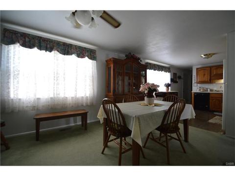 6743 Emerald Ave, Enon Vlg, OH 45323 photo 7