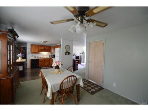 6743 Emerald Ave, Enon Vlg, OH 45323 photo 6