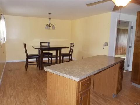 6554 Pine Ridge Ave, Enon Vlg, OH 45323 photo 4