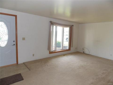 6554 Pine Ridge Ave, Enon Vlg, OH 45323 photo 8
