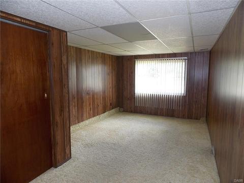 6554 Pine Ridge Ave, Enon Vlg, OH 45323 photo 14