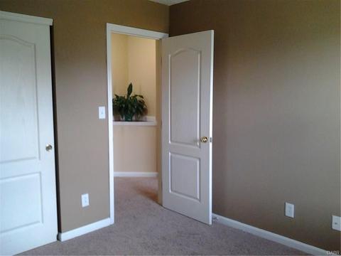 1126 Mistygate Dr, Fairborn, OH 45324 photo 15