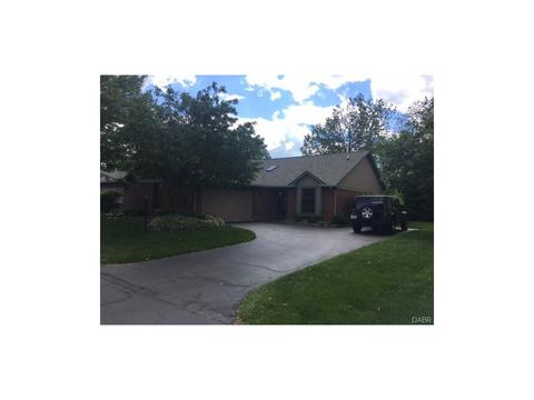 1942 Wedgewood Cir, Springfield, OH 45503 photo 1