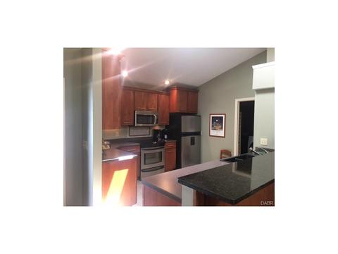 1942 Wedgewood Cir, Springfield, OH 45503 photo 2