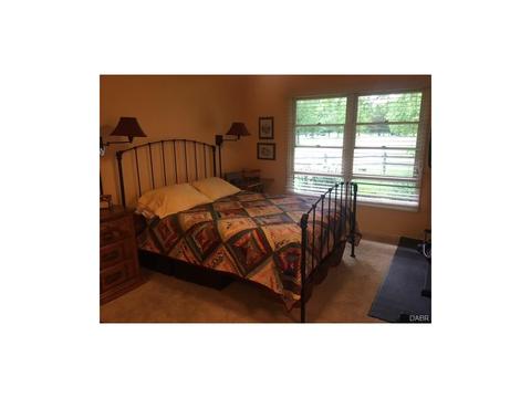 1942 Wedgewood Cir, Springfield, OH 45503 photo 8