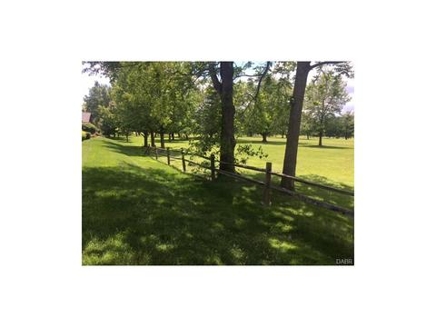 1942 Wedgewood Cir, Springfield, OH 45503 photo 13
