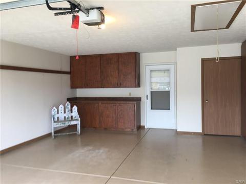 1044 Bradford Dr, Springfield, OH 45503 photo 14
