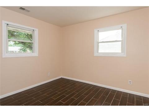 3013 E Dorothy Ln, Dayton, OH 45420 photo 19