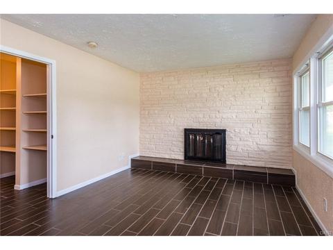 3013 E Dorothy Ln, Dayton, OH 45420 photo 5