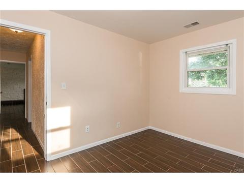 3013 E Dorothy Ln, Dayton, OH 45420 photo 20