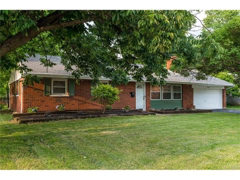 3013 E Dorothy Ln, Dayton, OH 45420 photo 1