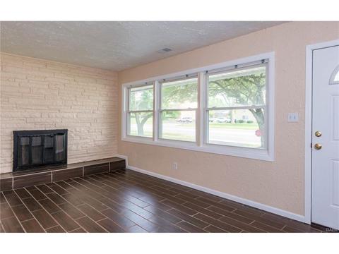 3013 E Dorothy Ln, Dayton, OH 45420 photo 8