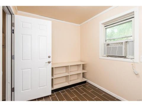 3013 E Dorothy Ln, Dayton, OH 45420 photo 18