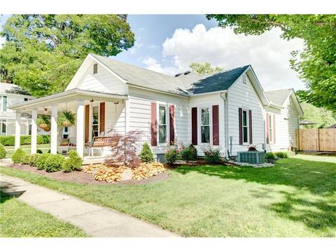 11 E Walnut St, Spring Valley Vlg, OH 45370 photo 2