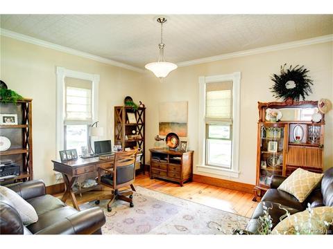 11 E Walnut St, Spring Valley Vlg, OH 45370 photo 5