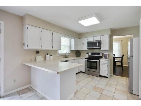 9903 Redbarn Trl, Dayton, OH 45458 photo 12