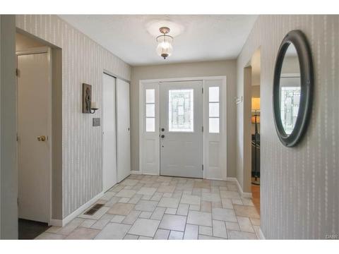 9903 Redbarn Trl, Dayton, OH 45458 photo 4