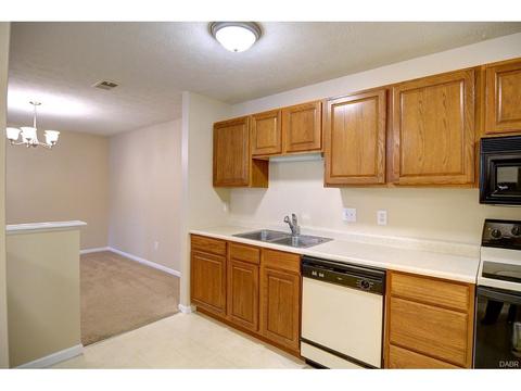 1780 Piper Ln #101, Dayton, OH 45440 photo 3