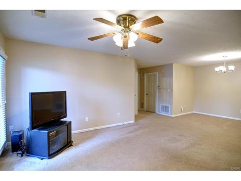 1780 Piper Ln #101, Dayton, OH 45440 photo 8
