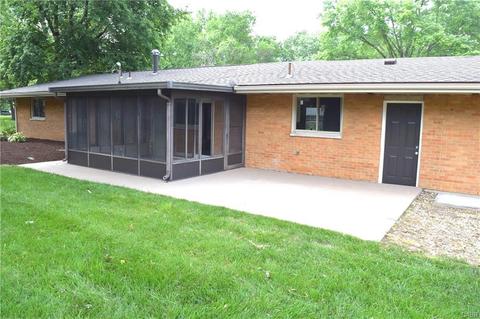 4165 Eckworth Dr, Bellbrook, OH 45305 photo 4