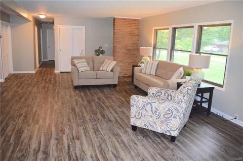 4165 Eckworth Dr, Bellbrook, OH 45305 photo 5