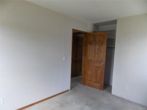 3116 Vineyard St, Springfield, OH 45503 photo 9