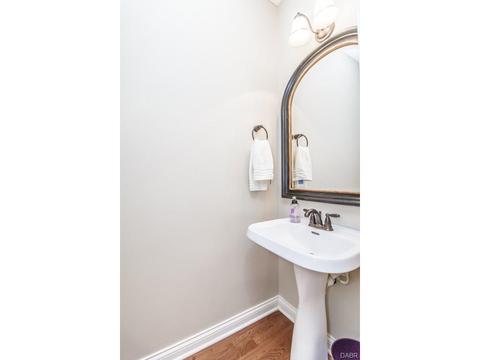 721 Mackenzie Ct, Dayton, OH 45458 photo 18
