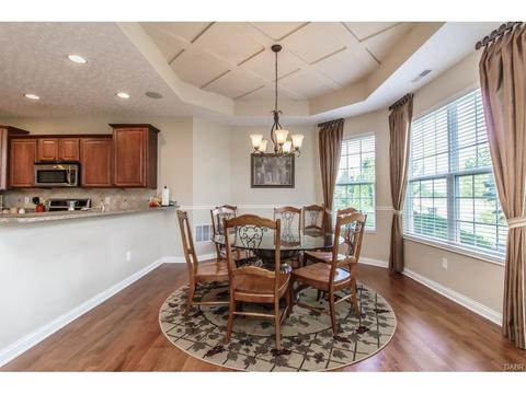 721 Mackenzie Ct, Dayton, OH 45458 photo 12