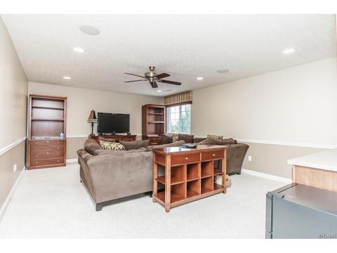 721 Mackenzie Ct, Dayton, OH 45458 photo 32